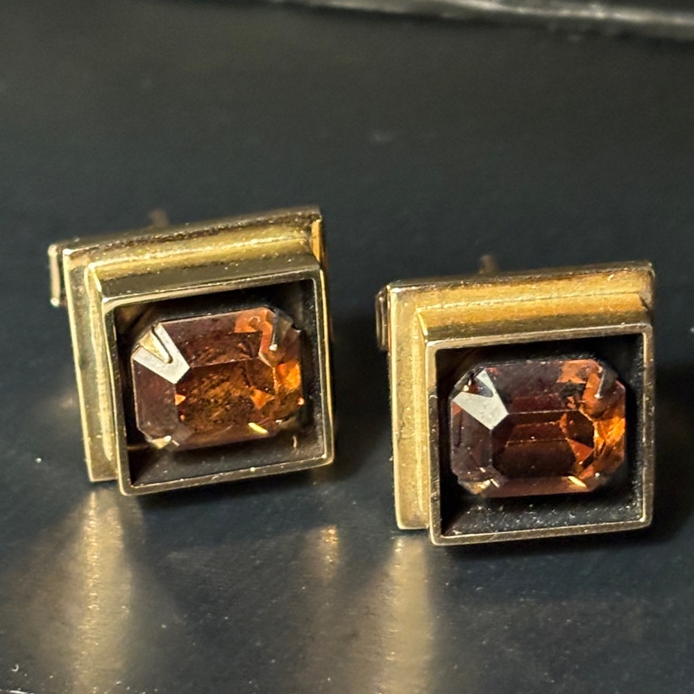 ⚫️Square Cufflinks, Gold & Amber, Vintage